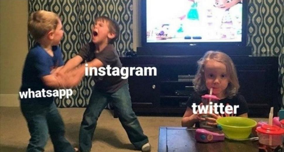 Problemele Facebook, prilej de glume pentru internauți. Au reacționat cu meme-uri după căderea celor trei platforme de socializare 730067