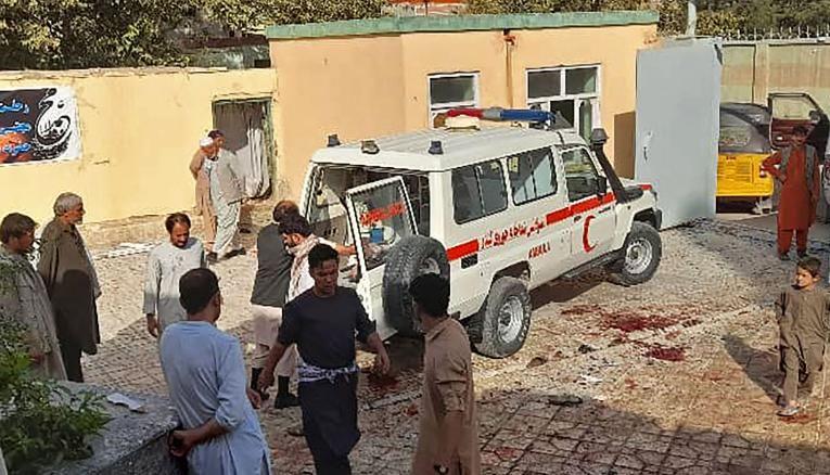 ISIS-K revendică atentatul cu aproape 200 de victime din Afganistan 730724