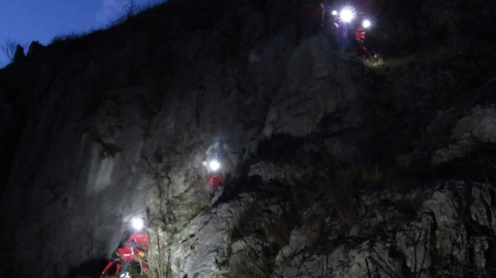 Alertă în Retezat! Salvamontiştii au căutat un turist rătăcit pe munte