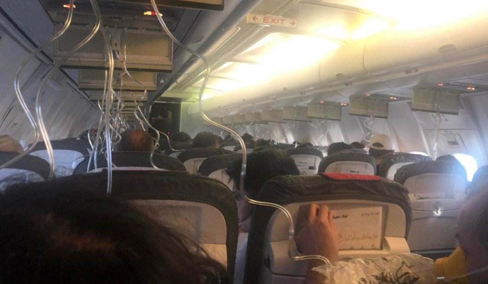 Un avion s-a depresurizat înainte să aterizeze la Bucureşti, au fost momente de panică pentru pasageri