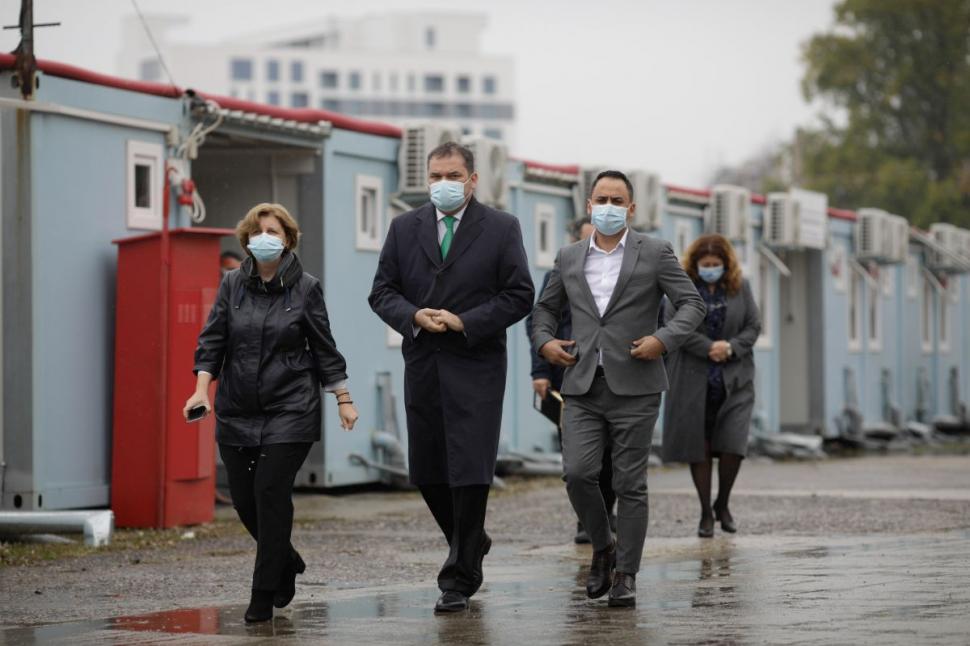 Spitalul modular din Pipera, deschis parţial. Încălzirea, cu aer condiţionat 731170