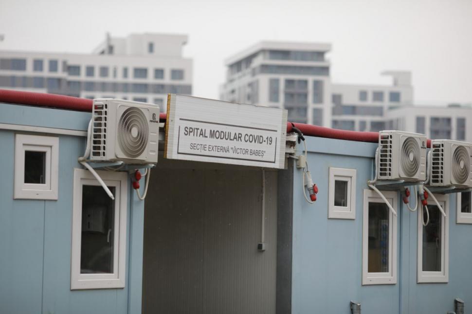 Spitalul modular din Pipera, deschis parţial. Încălzirea, cu aer condiţionat 731171