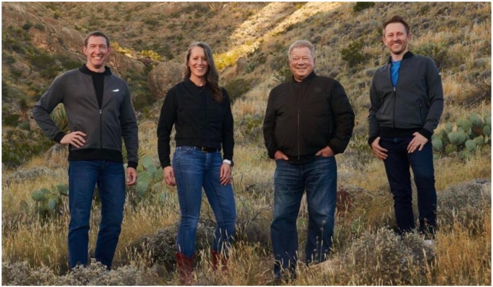 ”New Shepard” a efectuat cu succes misiunea spațială. Actorul William Shatner a ajuns în spaţiu la 90 de ani 731352