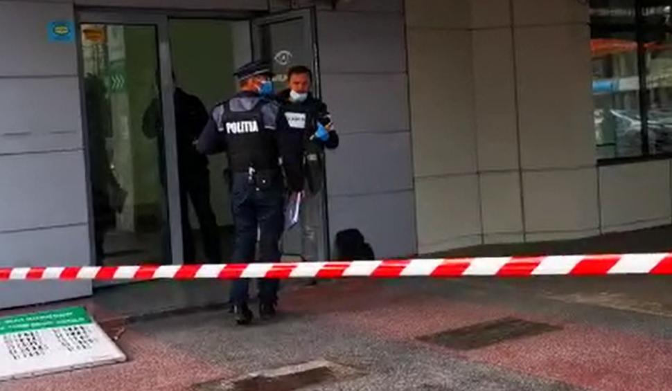 Jaf cu spray paralizant într-o casă de schimb valutar din Cluj-Napoca 731873