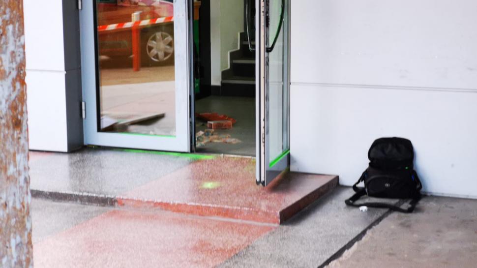 Jaf cu spray paralizant într-o casă de schimb valutar din Cluj-Napoca 731875