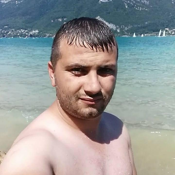 Şofer român de TIR, omorât de un alt şofer român, într-o parcare din Spania 731933