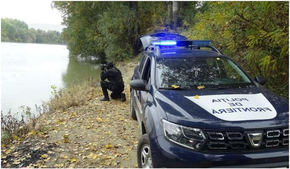Opt migranți egipteni și sirieni au fost recuperați de polițiștii de frontieră din apele Dunării