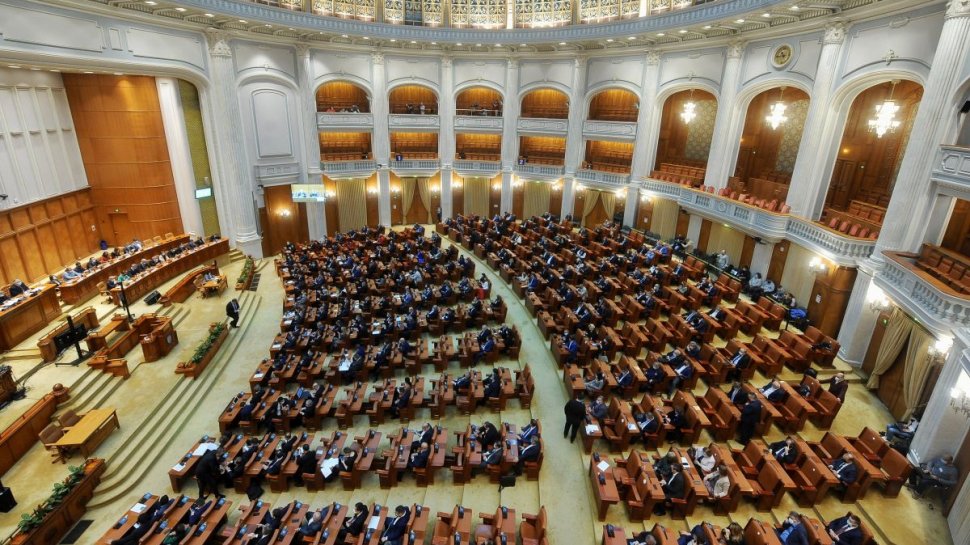 După Ludovic Orban, încă doi parlamentari au demisionat din grupul parlamentar PNL