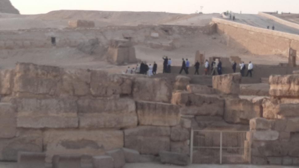 Imagini inedite cu Klaus și Carmen Iohannis în Egipt. Președintele, însoțit de o coloană faraonică 733297