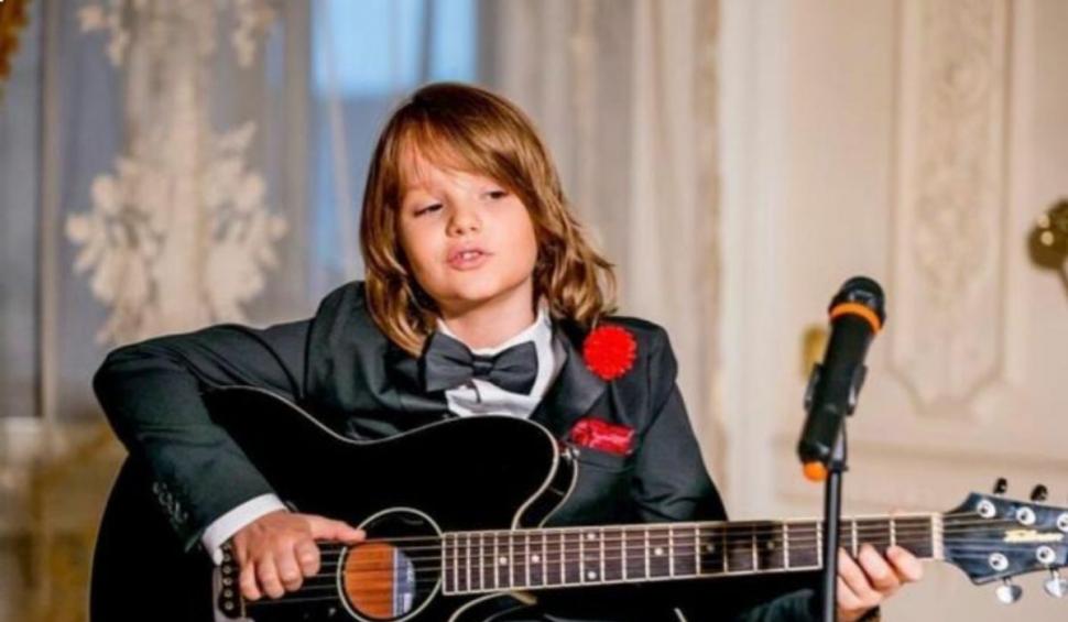 Din 26 noiembrie, Alina Chinie de la “Redblonde”, Lia Lungu și David Dobrincu te invită să îți aminteşti de cei dragi urmărind noul şi frumosul la el acasă, în "Encanto", de la studioul Disney 733268