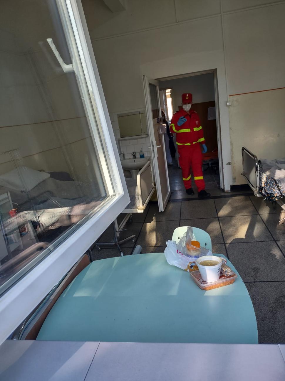 Incident la Spitalul Municipal de Urgență Caransebeș. Pacienții de pe secția Infecțioase au fost evacuați 733562