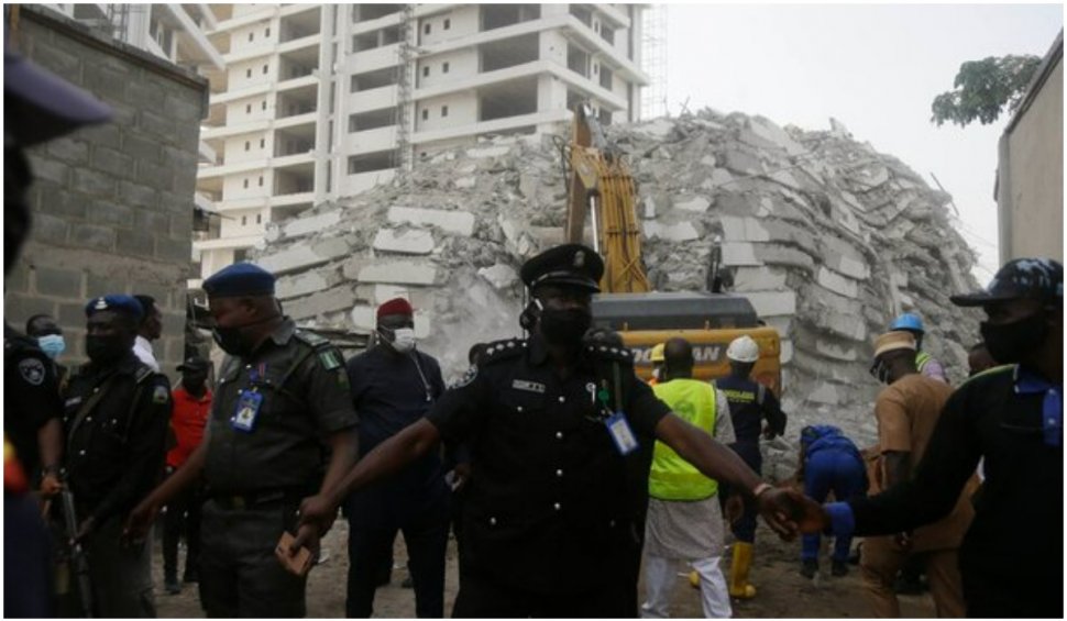 O clădire cu 22 de etaje s-a prăbușit în Nigeria peste 100 de muncitori: „Am crezut că este cutremur”