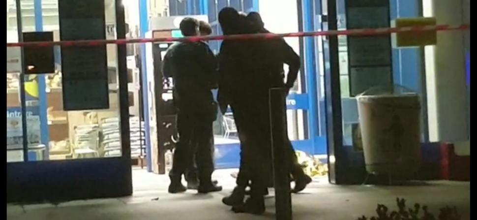 Un paznic al unui hipermarket din Bucureşti a murit, încercând să prindă un hoţ 734544