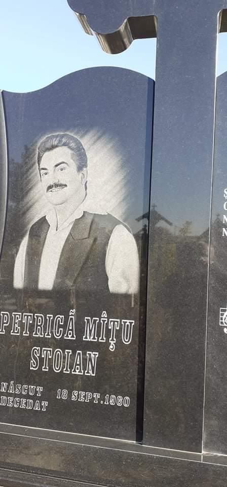 Petrică Mîţu Stoian își făcuse crucea săptămâna trecută. Când va fi înmormântat artistul 734858