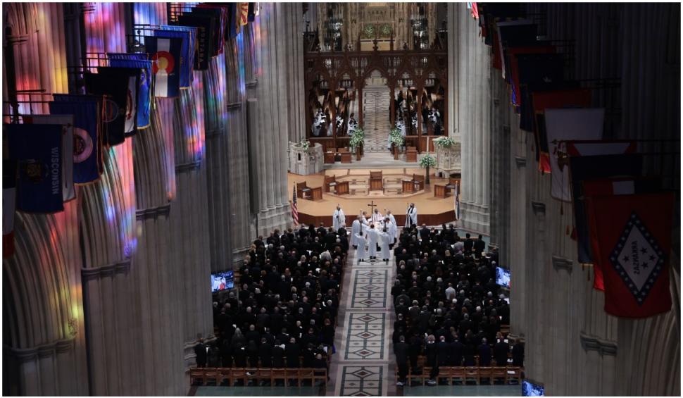 Funeralii nationale pentru Colin Powell, primul secretar de stat afro-american 734810