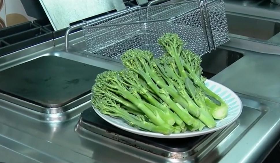 Povestea de succes a unui fermier care a dezvoltat prima cultură de baby broccoli din România 734932