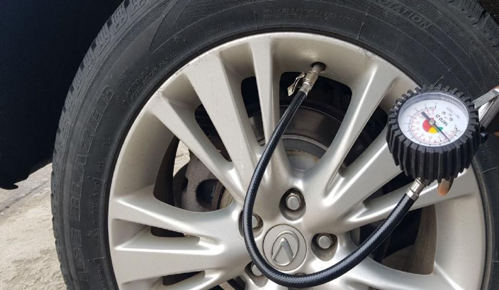 Când trebuie schimbate anvelopele maşinii? Sfaturi utile de la Vadrexim 734976