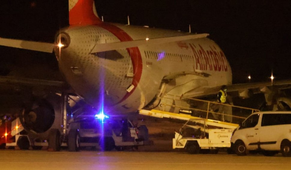 Un avion a aterizat de urgență la Palma de Mallorca după ce un pasager a acuzat o urgență medicală. Ce a urmat este fără precedent