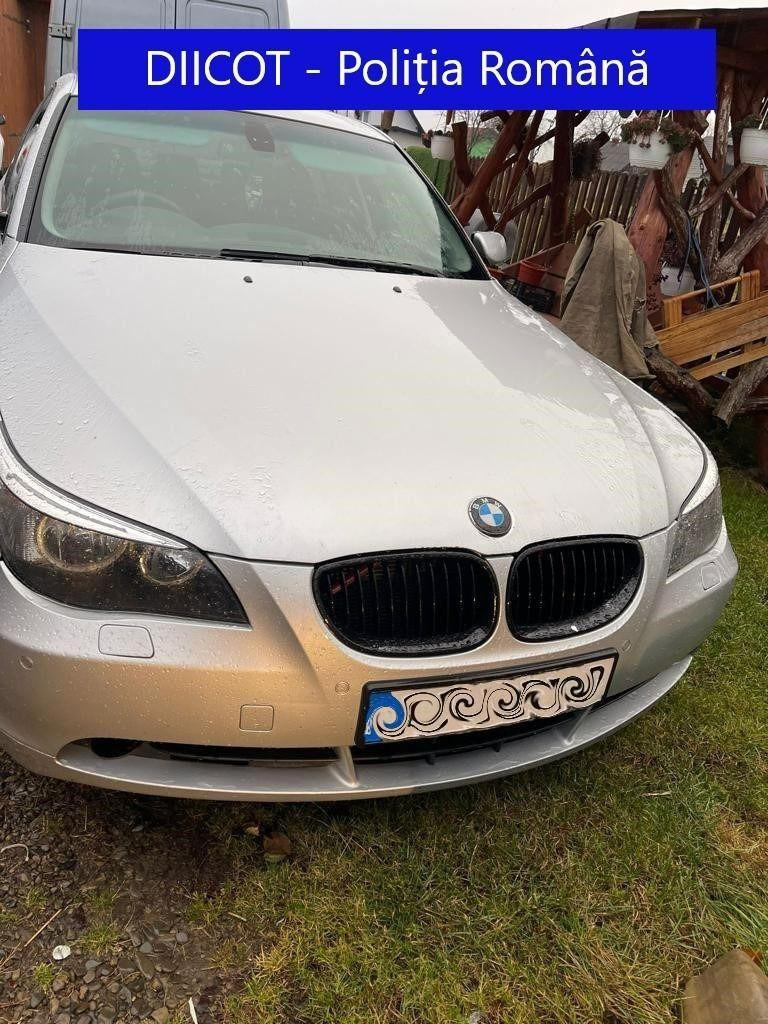 O grupare de contrabandişti din Neamţ schimba plăcuţe de înmatriculare în mers, pentru a-i deruta pe poliţişti 735180