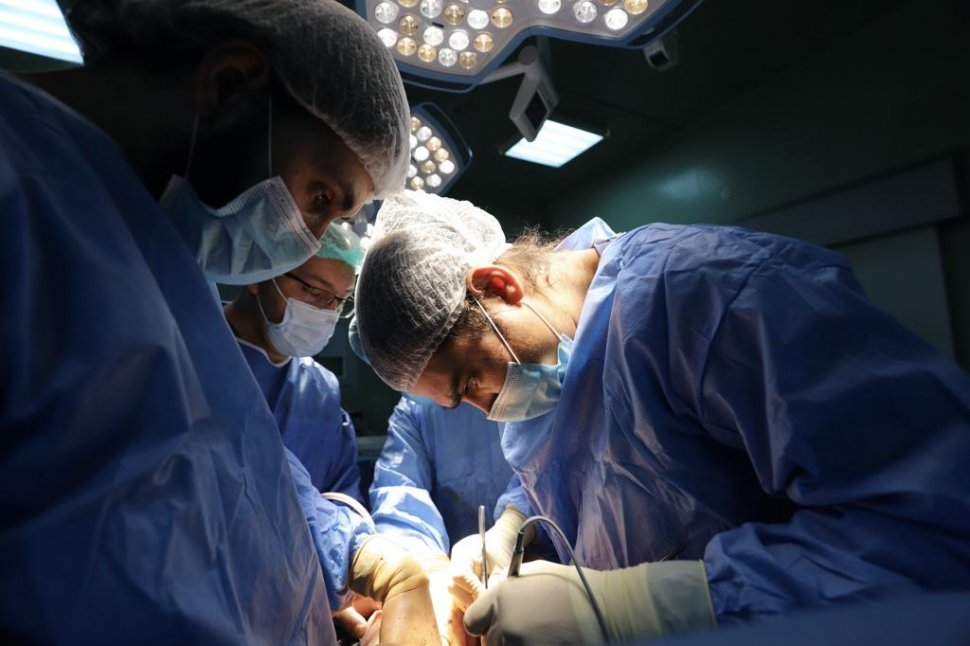 Primul transplant făcut în România cu organe prelevate din Bulgaria. Unul dintre pacienții români are 34 de ani