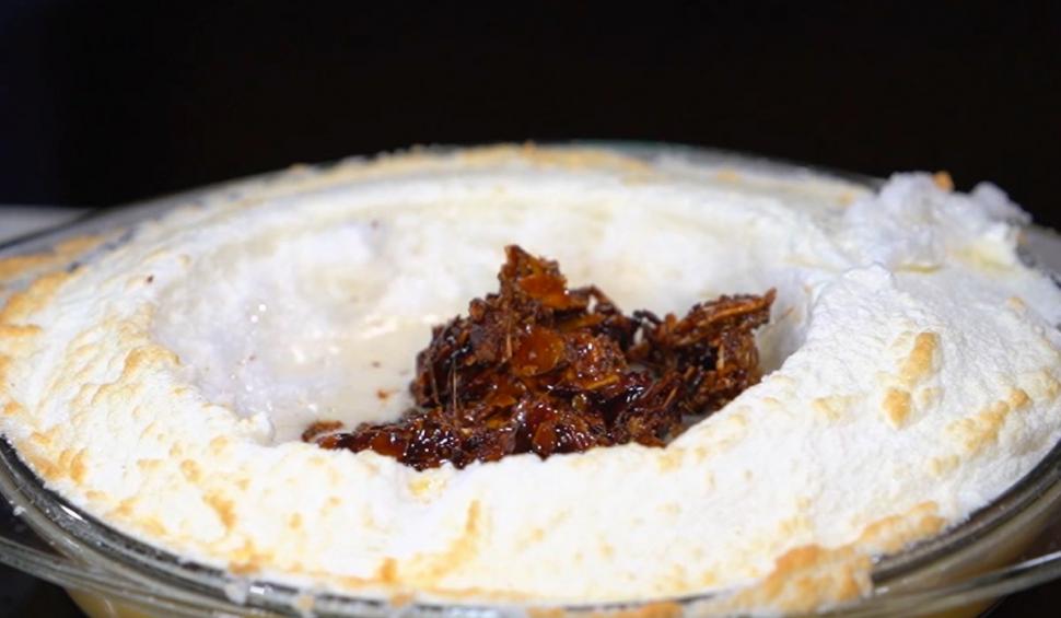 Cele mai puternice arome într-un desert franţuzesc. Ile flottante, reţeta Irinei Margareta Nistor, în ediţia 7 "Gătit la costum" 735817