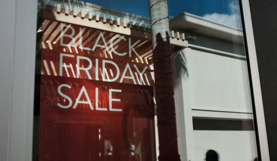 Vânzări record de Black Friday 2021: Comenzi de peste 600 milioane de lei la cel mai mare magazin online