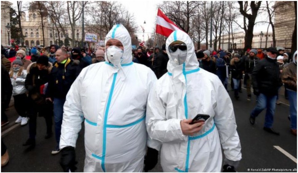 Parisul a ieșit în stradă pentru a protesta față de restricțiile impuse persoanelor nevaccinate în Austria