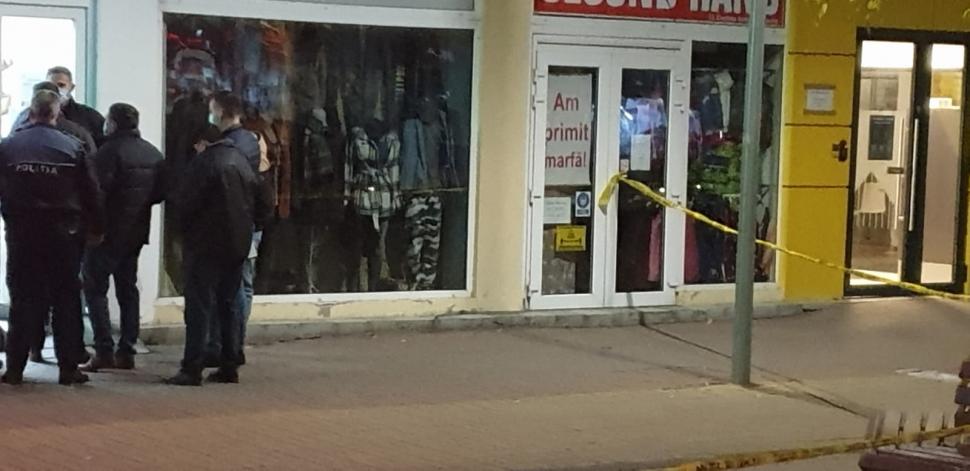 Scandal cu focuri de armă pe o stradă din Arad. Un bărbat a fost rănit 737141