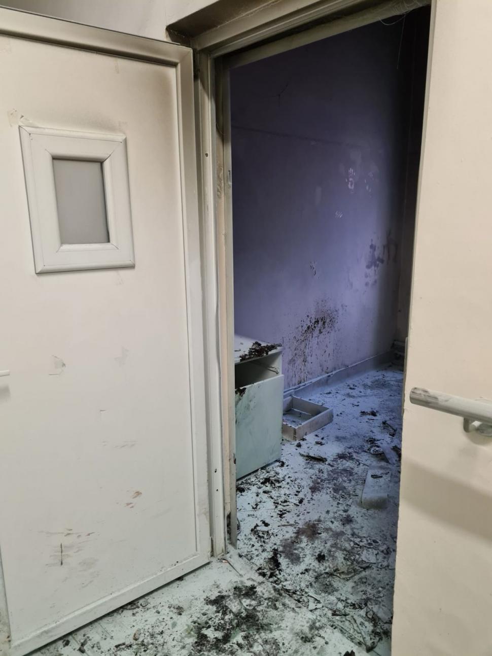 Incendiu la Spitalul de Psihiatrie din Gătaia, Timiș. 41 de persoane au fost evacuate 737536