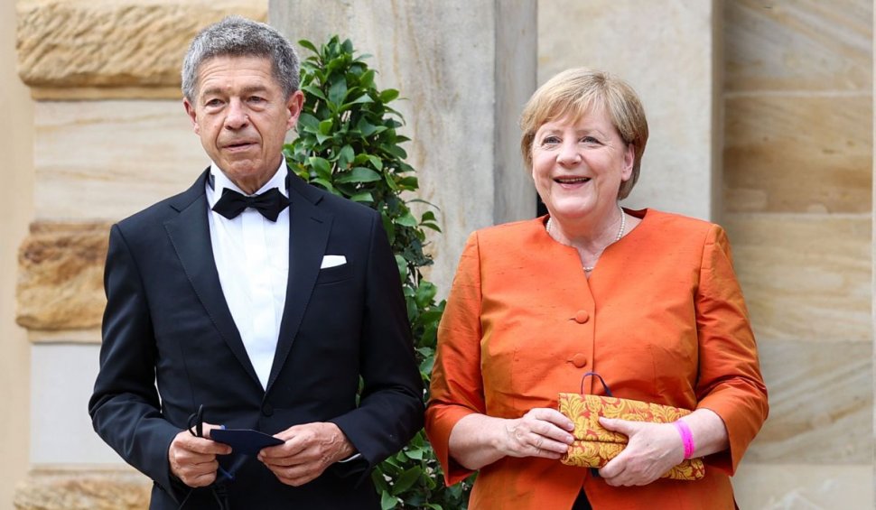 Soțul cancelarului Merkel rupe tăcerea. Ce spune despre germanii care nu s-au vaccinat