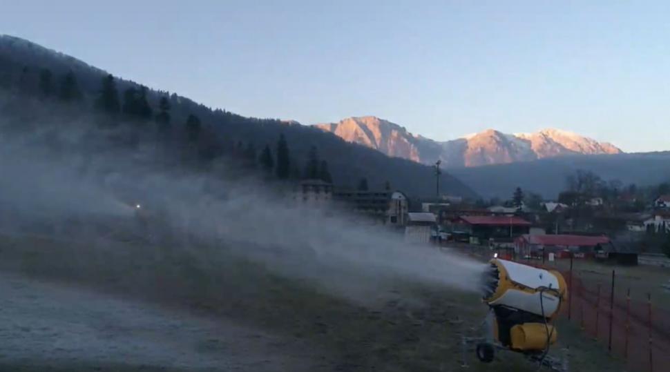 Vești bune pentru iubitorii de ski. Pârtia Sorica din Azuga își va deschide porțile în curând 737775