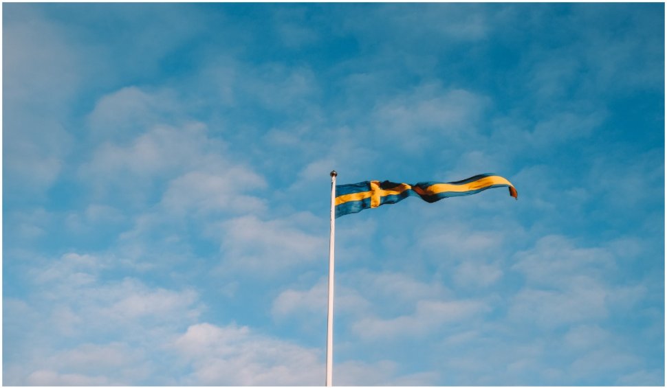 Suedia va administra doza booster tuturor adulților