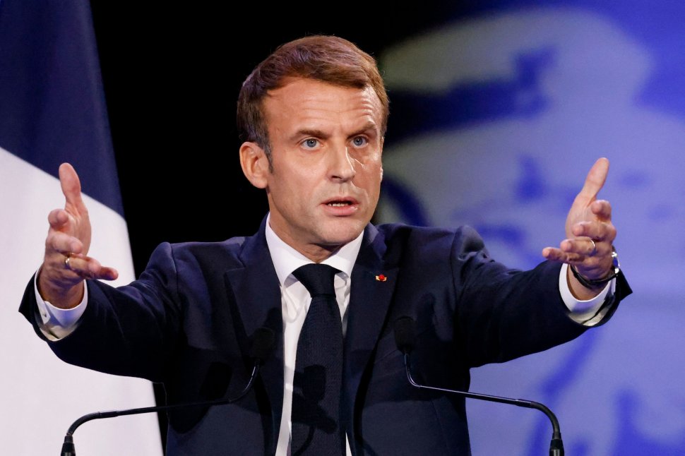 Emmanuel Macron, reacție fermă după tragedia în care au murit 31 de migranți: ”Franţa nu va lăsa Canalul Mânecii să devină un cimitir”