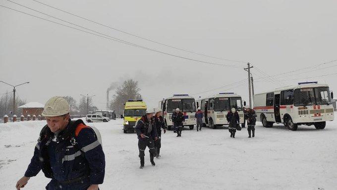 Incendiu și explozie într-o mină din Siberia. 11 oameni au murit, 35 sunt blocați în subteran
