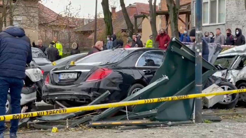 Două persoane, spulberate pe trecerea de pietoni de un cunoscut om de afaceri din Timișoara. Acesta ar fi avut peste 200 km/h 738674