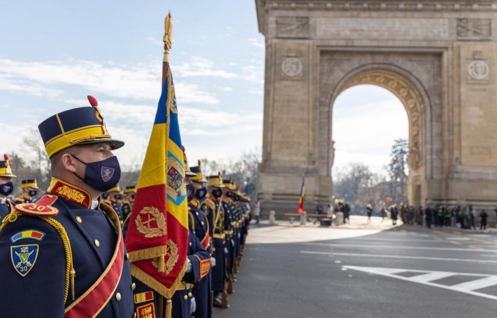 Reportaj cu militarii de la Brigada 30 Gardă "Mihai Viteazul", un adevărat simbol al defilării de 1 Decembrie 738910