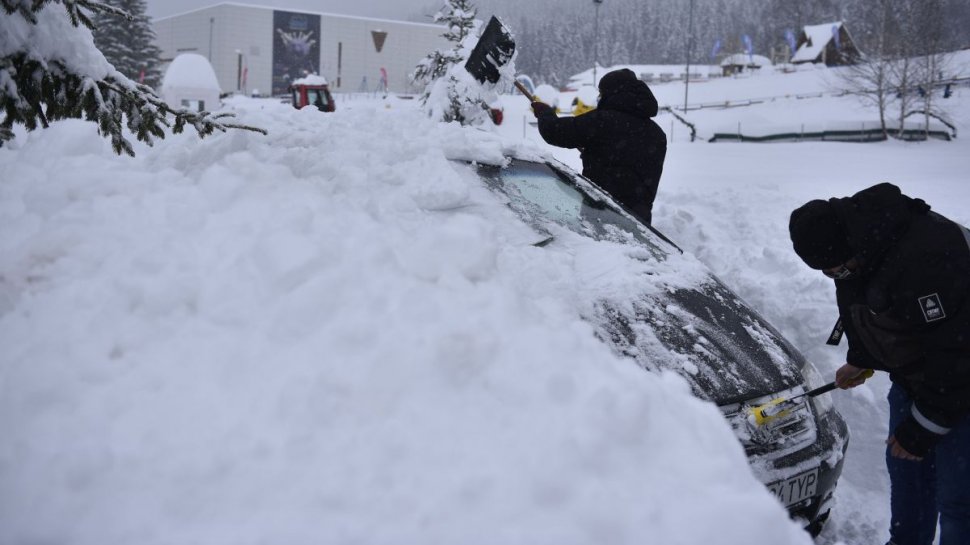 Alertă de ninsori și viscol în toată România! Zăpada a început deja să cadă