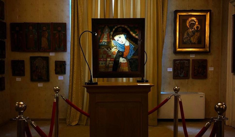 Icoana semnată de părintele Arsenie Boca, vândută pentru mii de euro la licitație 740052