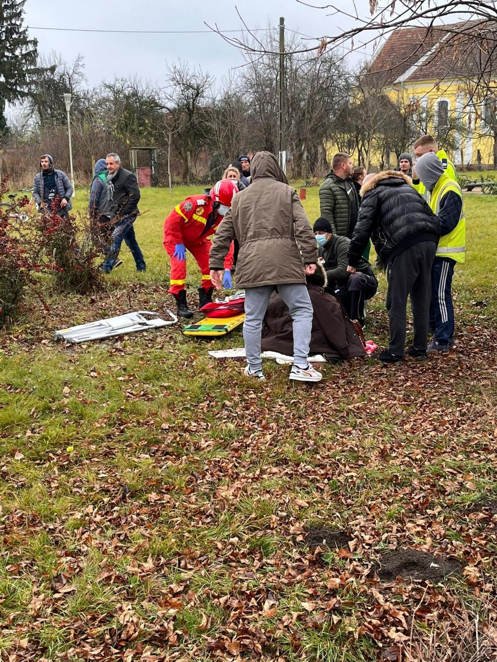 Un TIR s-a răsturnat în afara şoselei la Cluj, la locul incidentului au fost găsite două victime 740237