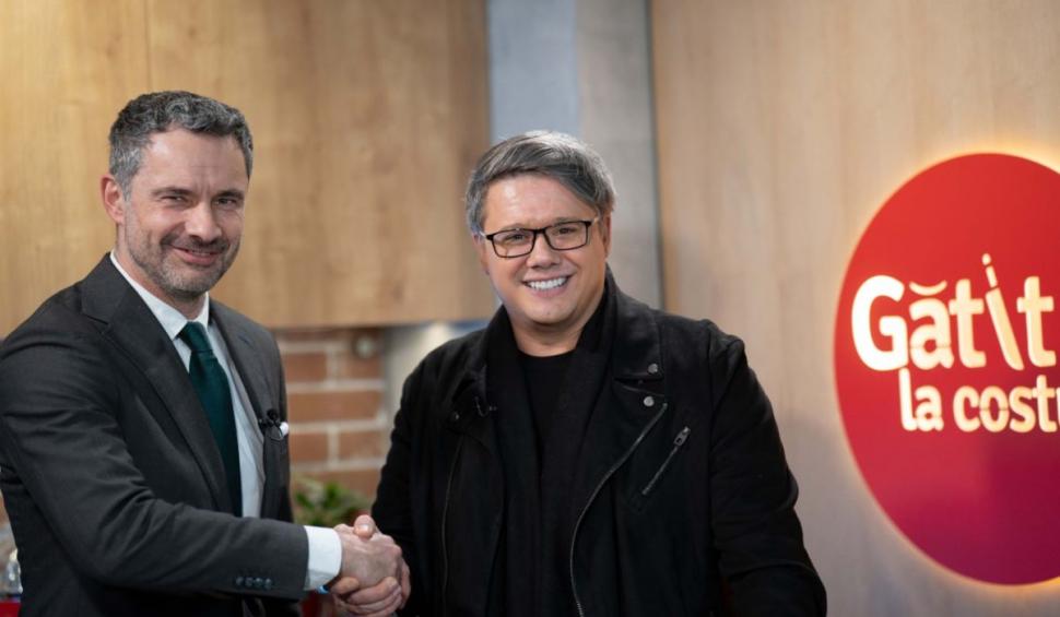 În ediţia 14 "Gătit la costum", Ştefan Lungu a gătit alături de Fuego un preparat ardelenesc, care potoleşte dorul de ţară şi bunici 740309