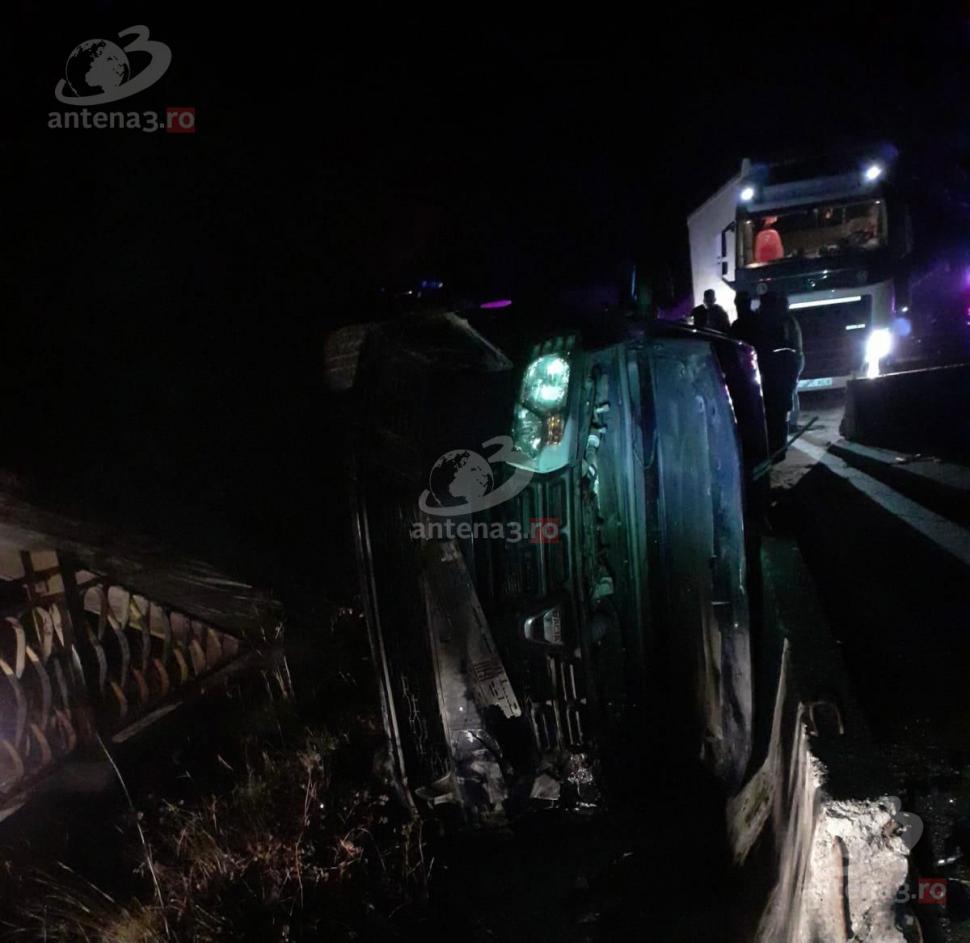 Primarul din Argeş, căutat în toată ţara după ce primăria lui a luat foc, a fugit din spital după ce a fost implicat într-un accident 740822