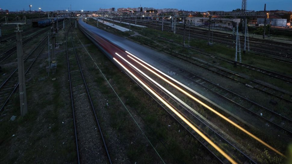 Timp record la CFR! Un tren a făcut mai puțin de două ore de la Brașov la București