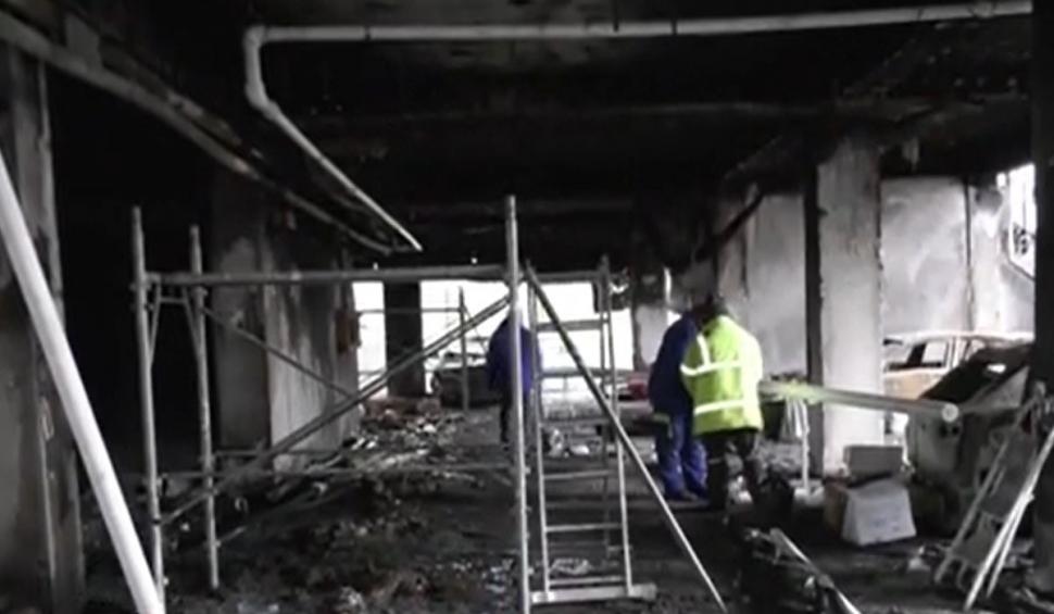 Noi imagini de la incendiul devastator care a mistuit un bloc din Constanţa 741555