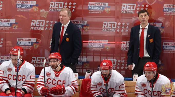 Echipa națională de hochei a Rusiei s-a prezentat la un meci internațional în echipamentul URSS