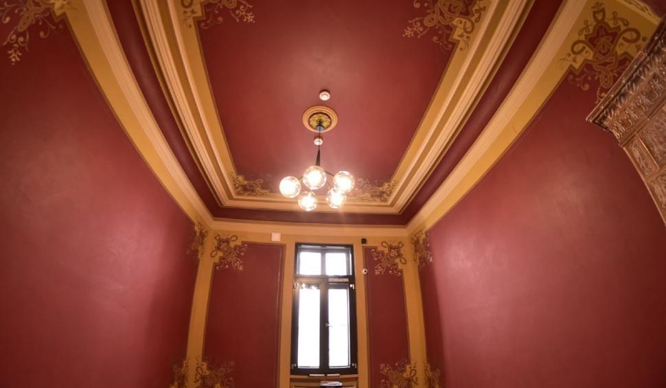 O instituţie de cultură unică în ţară, Muzeul Cărţii şi Exilului Românesc, se deschide la Craiova 742407