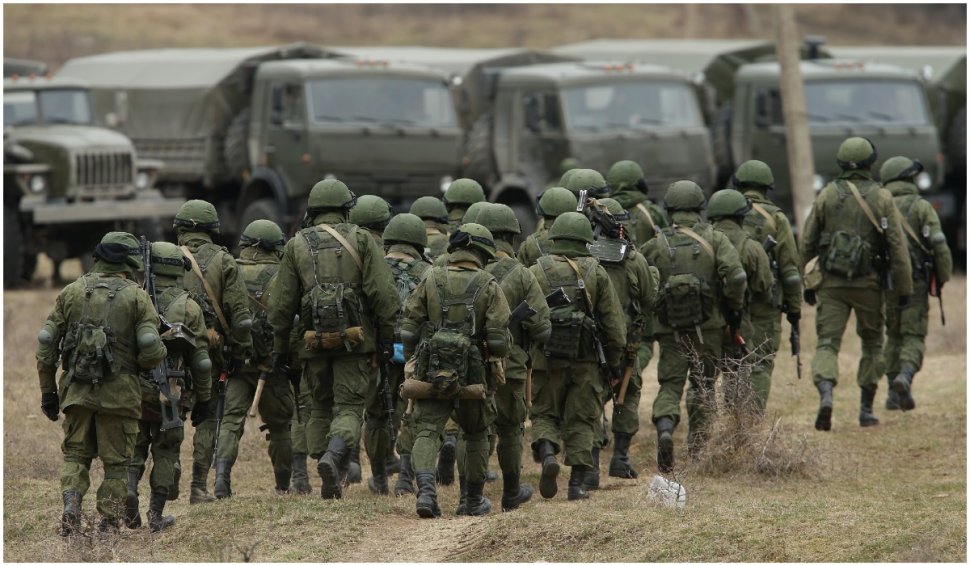 Peste 10.000 de soldați ruși se întorc la baze după exerciții militare în apropierea Ucrainei
