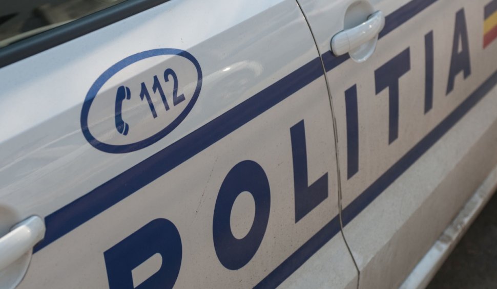 Un polițist din județul Bacău, suspendat din funcție pentru corupție, s-a sinucis cu o armă
