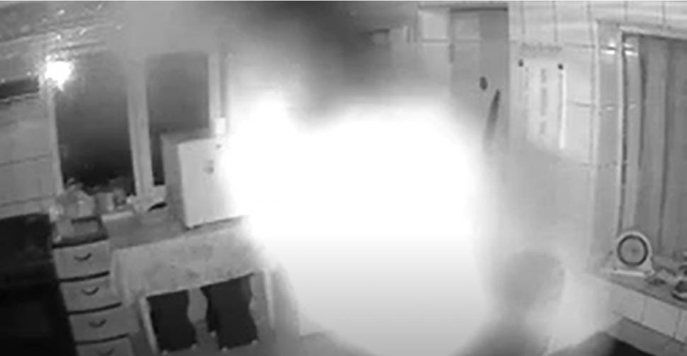 Lăcrămioara spune că e vizitată de fantome, în Bacău: "Oricine a avut o aşa experienţă, dar oamenii nu spun, să nu fie catalogaţi altfel" 742636