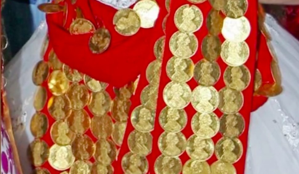 Jaf la pont, de Crăciun: Hoții au furat 50.000 de euro, zeci de cocoșei de aur și alte bijuterii, din casa unei patroane de firmă din Lugoj