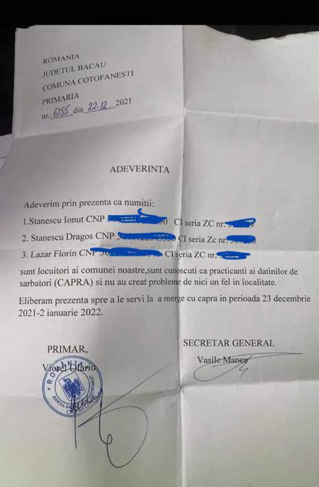 O primărie a eliberat adeverință pentru trei tineri "spre a le servi să meargă cu capra" 742918